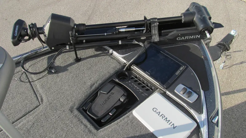 Slide: The Image of Garmin equipment on Nitro Z18 Pro 2025 boat, featuring advanced navigation and control systems. - 11