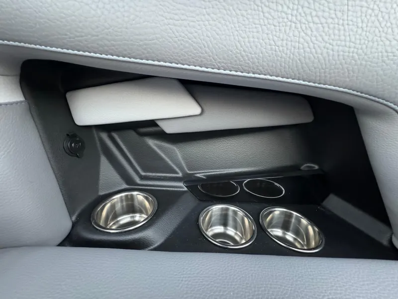 Slide: The Image of Supra SL 2025 - 33