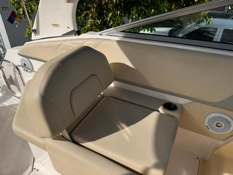 Slide: The Image of Regal 26 XO 2019 - 14