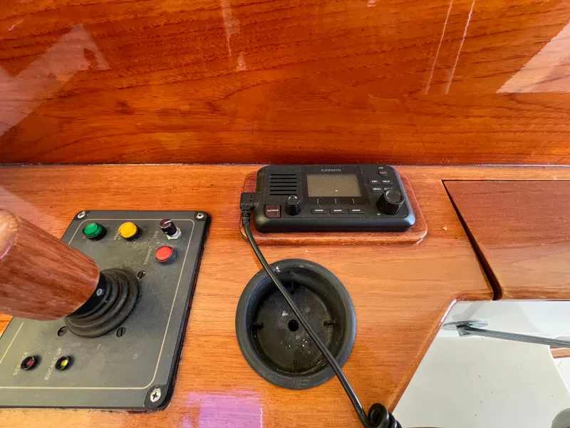 Slide: The Image of Hinckley 36 2000 - 26