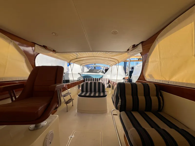 Slide: The Image of Hinckley Yachts 36 2000 - 36