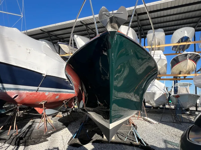 Slide: The Image of Hinckley Yachts 36 2000 - 6