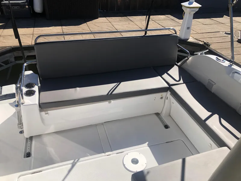 Slide: The Image of Beneteau Antares 9 2022 - 11