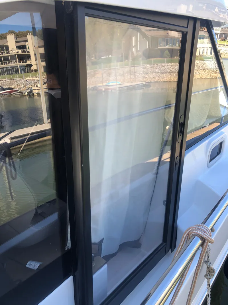 Slide: The Image of Beneteau Antares 9 2022 - 15