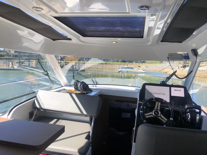 Slide: The Image of Beneteau Antares 9 2022 - 18