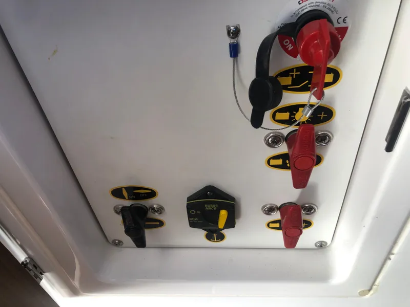 Slide: The Image of Beneteau Antares 9 2022 - 29