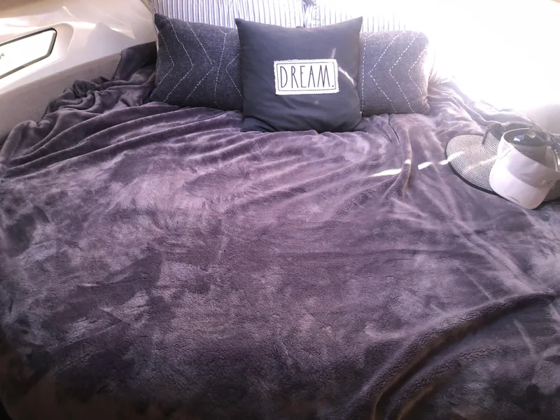 Slide: The Image of Beneteau Antares 9 2022 - 44