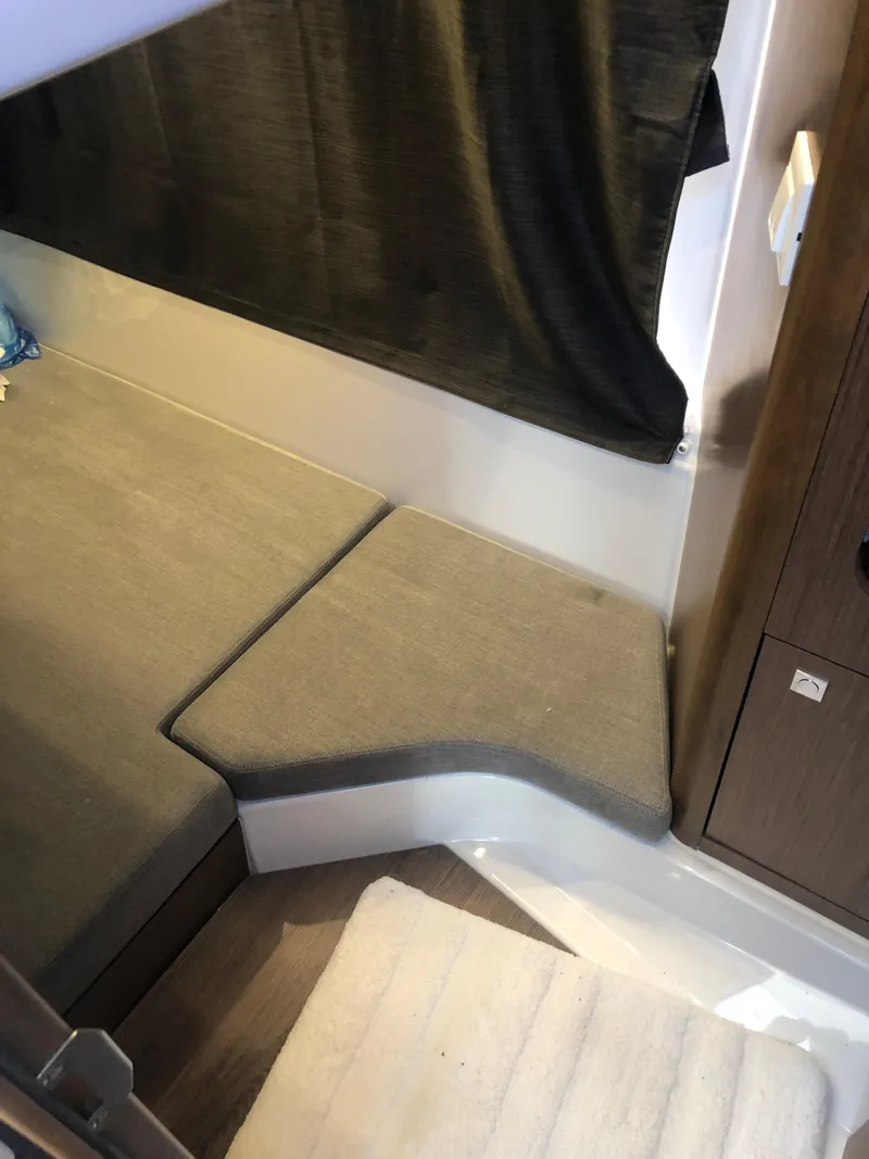 Slide: The Image of Beneteau Antares 9 2022 - 62