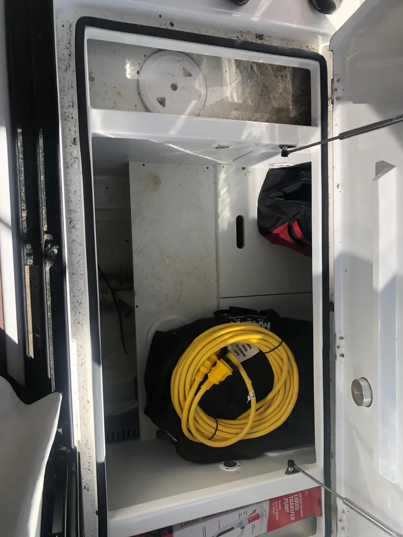 Slide: The Image of Beneteau Antares 9 2022 - 72