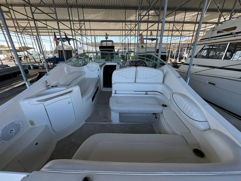 Slide: The Image of Maxum 2700 SCR 2000 - 4