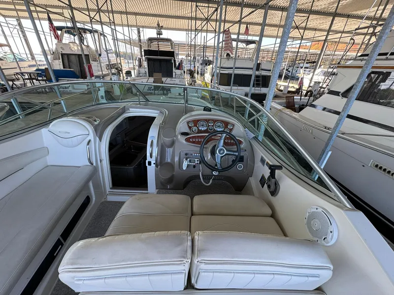 Slide: The Image of Maxum 2700 SCR 2000 - 5