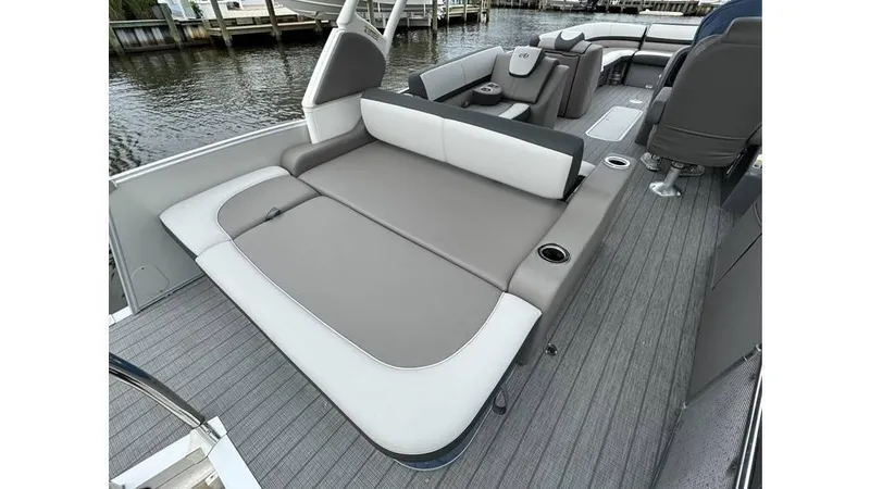 Slide: The Image of 2023 Avalon 2585 VRB boat interior with spacious seating and modern design. - 7