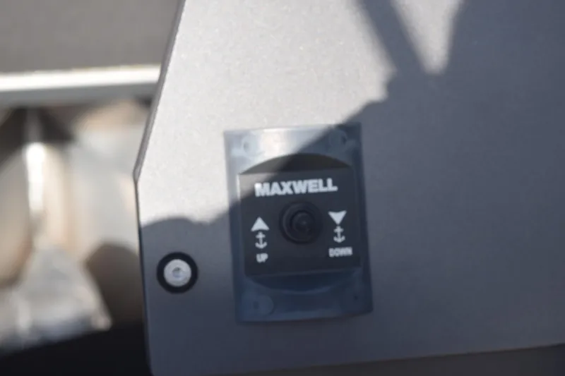 Slide: The Image of Maxwell control panel on 2024 Stabicraft 1850 Fisher Sportfish boat. - 10