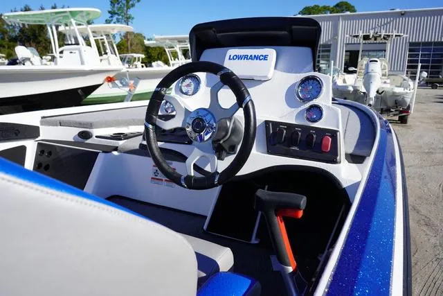 Slide: The Image of Nitro Z18 2025 - 11