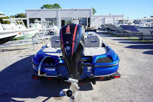 Slide: The Image of Nitro Z18 2025 - 4