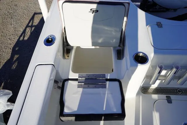 Slide: The Image of Sea Pro 210 Bay 2025 - 24