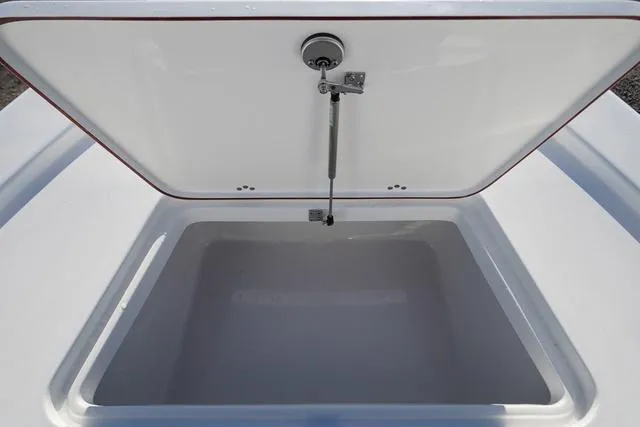 Slide: The Image of Sea Pro 210 Bay 2025 - 5