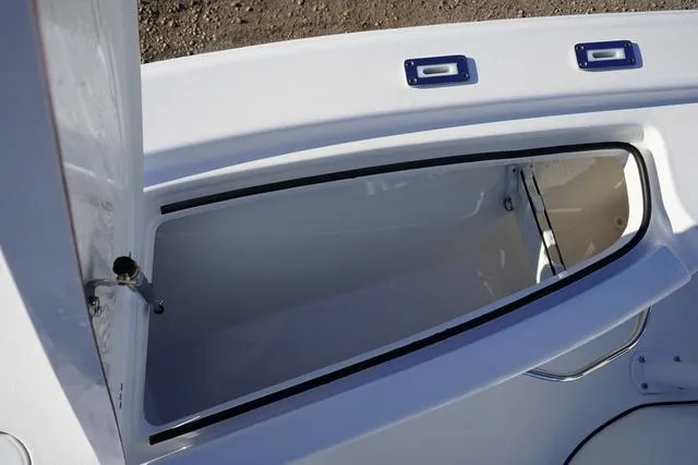 Slide: The Image of Sea Pro 210 Bay 2025 - 7