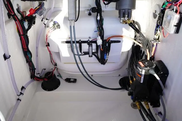 Slide: The Image of Sea Pro 210 Bay 2025 - 8