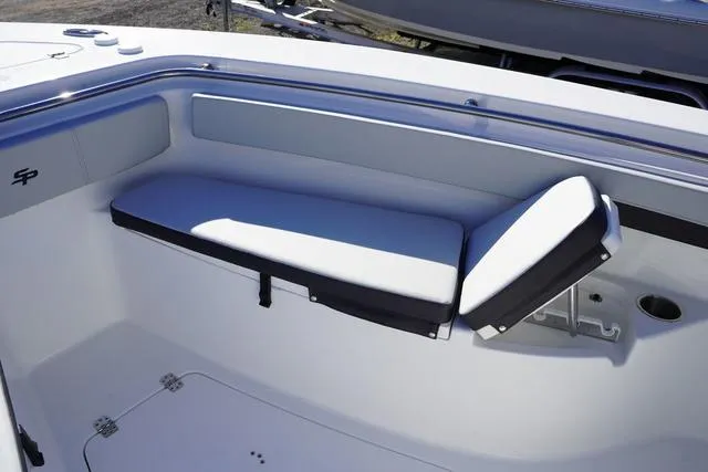 Slide: The Image of Sea Pro 242 CC 2025 - 13