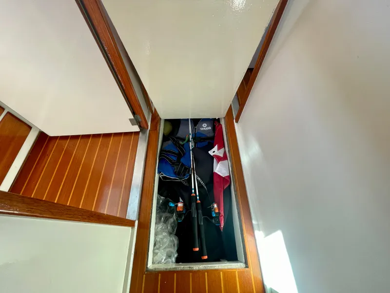 Slide: The Image of Huckins Sportsman 1966 - 89