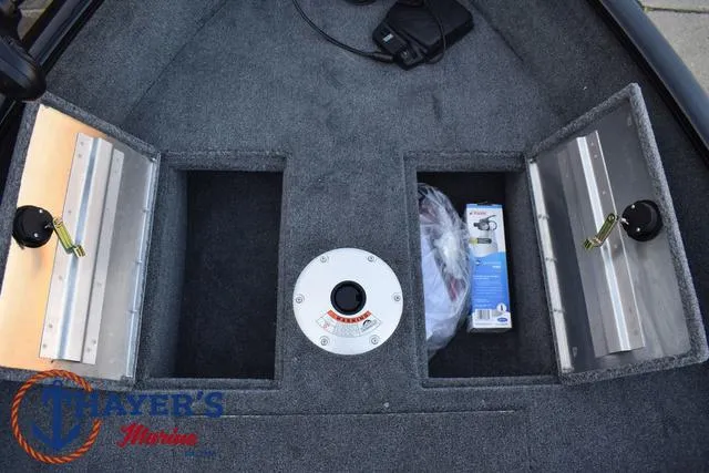 Slide: The Image of Tracker Super Guide V-16 SC 2025 - 13