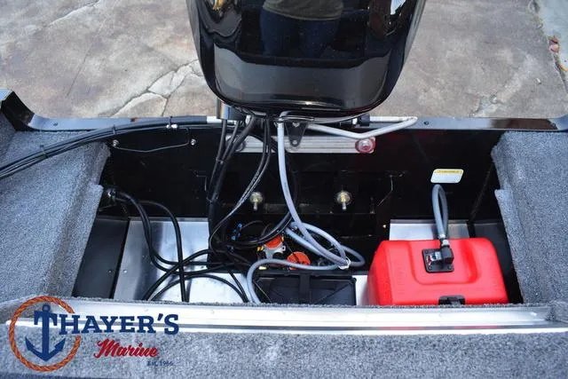 Slide: The Image of Tracker Super Guide V-16 SC 2025 - 23