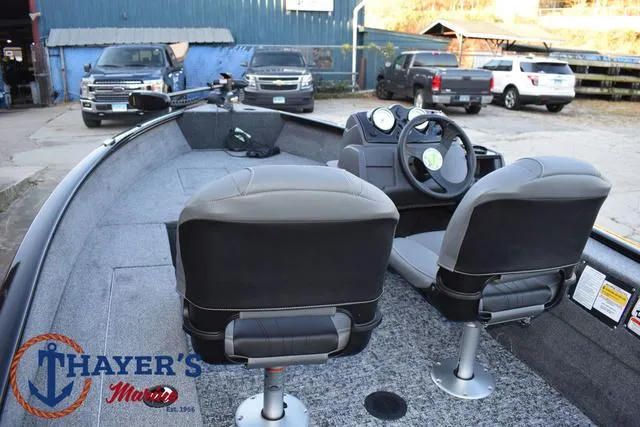 Slide: The Image of Tracker Super Guide V-16 SC 2025 - 27