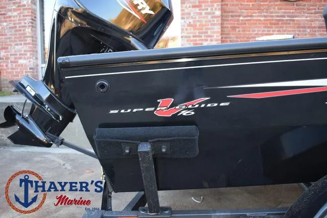 Slide: The Image of Tracker Super Guide V-16 SC 2025 - 5