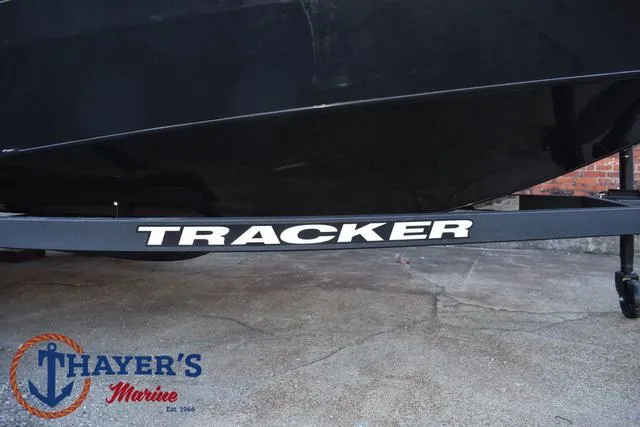 Slide: The Image of Tracker Super Guide V-16 SC 2025 - 7