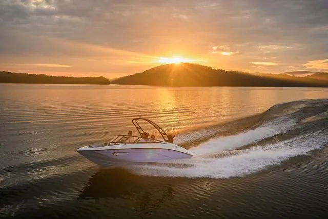 Slide: The Image of Yamaha AR190 2025 - 9