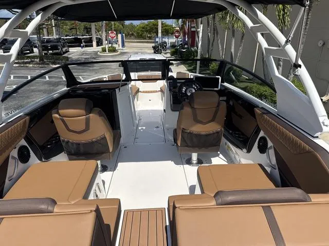 Slide: The Image of Yamaha 222SD 2025 - 10