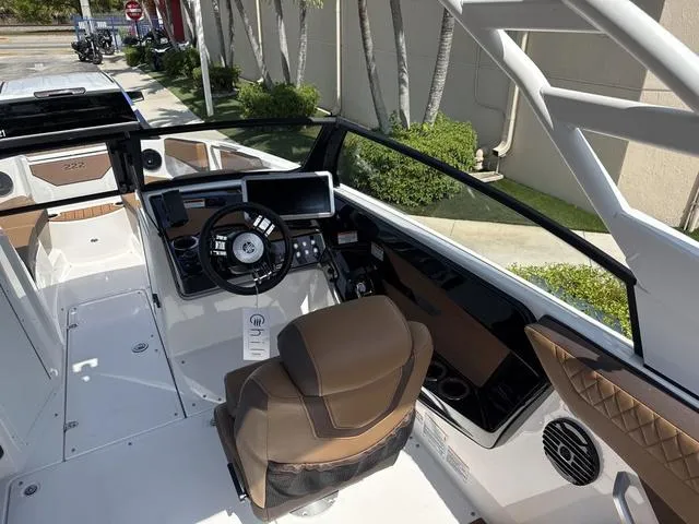 Slide: The Image of Yamaha 222SD 2025 - 11