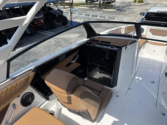 Slide: The Image of Yamaha 222SD 2025 - 12