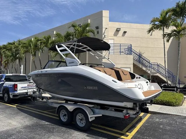 Slide: The Image of Yamaha 222SD 2025 - 3