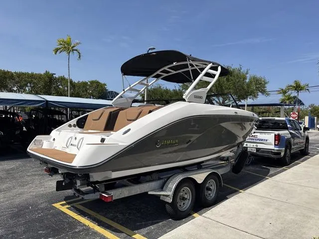 Slide: The Image of Yamaha 222SD 2025 - 5