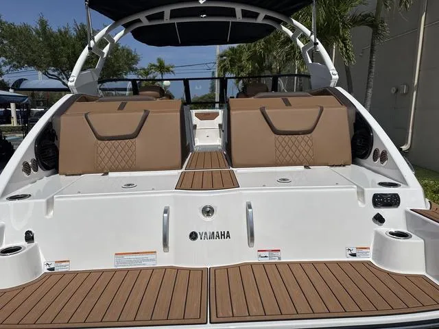 Slide: The Image of Yamaha 222SD 2025 - 9