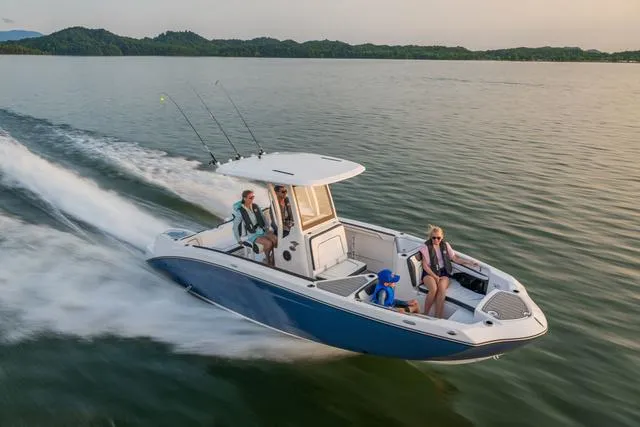 Slide: The Image of Yamaha 252 FSH Sport 2025 - 8