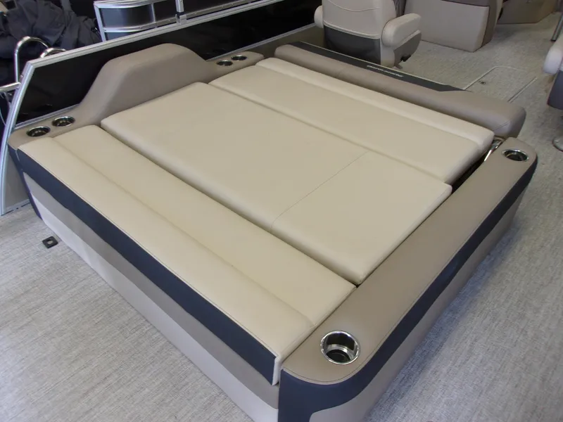 Slide: The Image of Berkshire CTS Series 24 UL CTS 2023 - 5