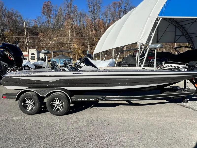 Slide: The Image of Skeeter ZXR21 2025 - 27