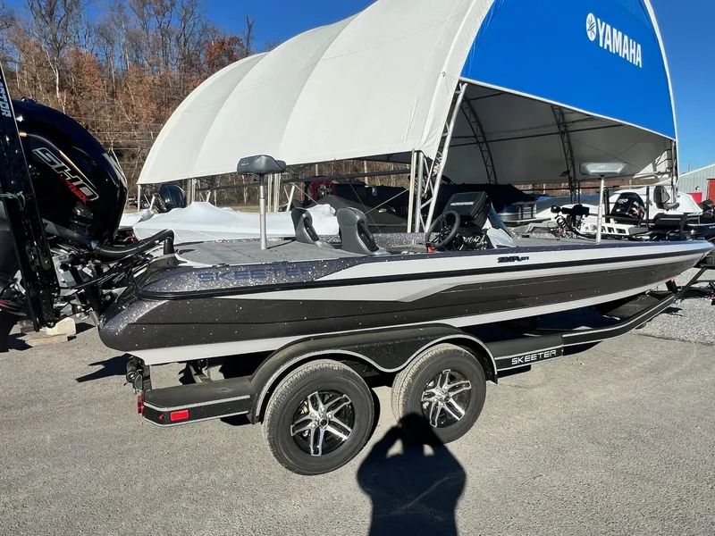 Slide: The Image of Skeeter ZXR21 2025 - 47