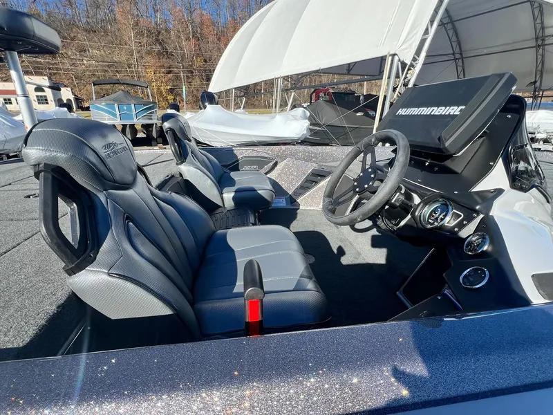 Slide: The Image of Skeeter ZXR21 2025 - 8