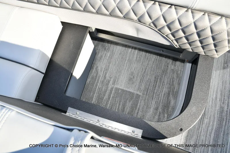 Slide: The Image of Ranger 220F w/150HP Mercury 4 Stroke 2025 - 60