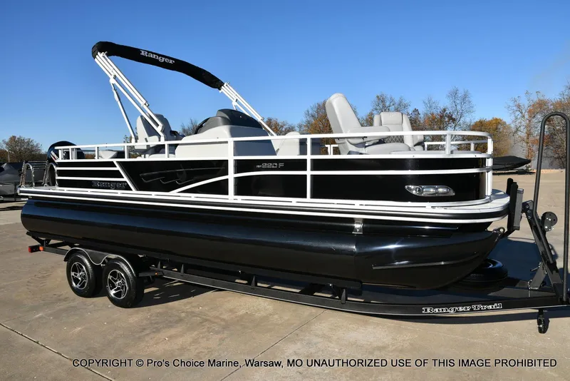 Slide: The Image of Ranger 220F w/150HP Mercury 4 Stroke 2025 - 79