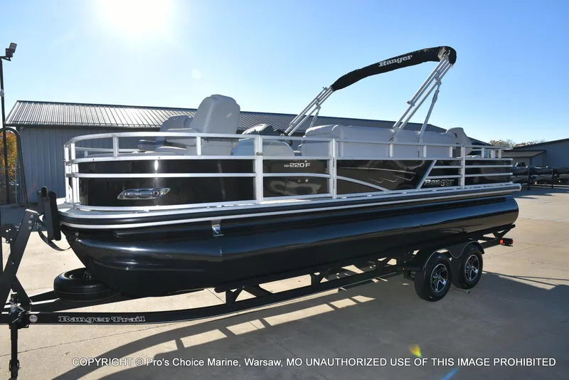 Slide: The Image of Ranger 220F w/150HP Mercury 4 Stroke 2025 - 81