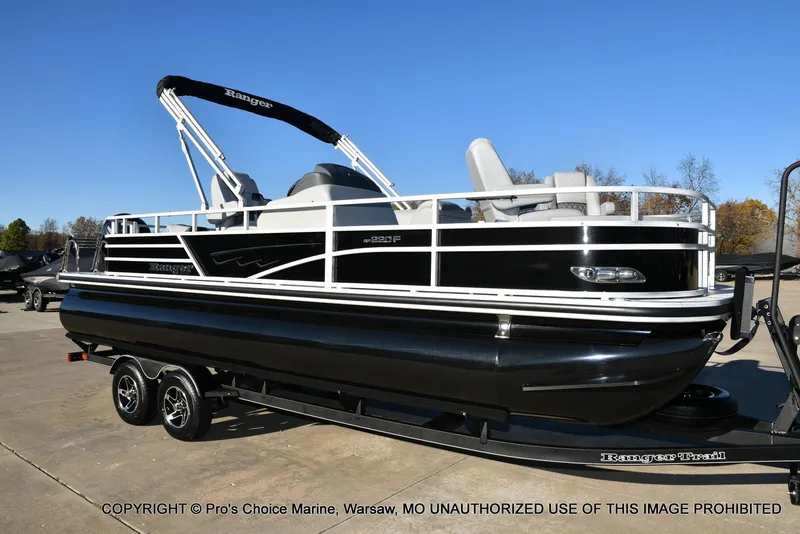 Slide: The Image of Ranger 220F w/150HP Mercury 4 Stroke 2025 - 82