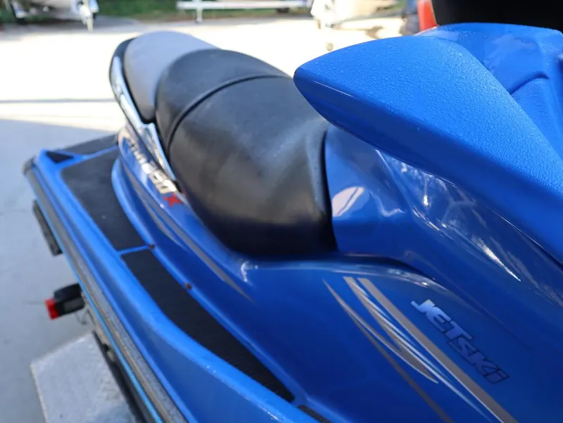 Slide: The Image of Kawasaki Ultra 250X 2008 - 11