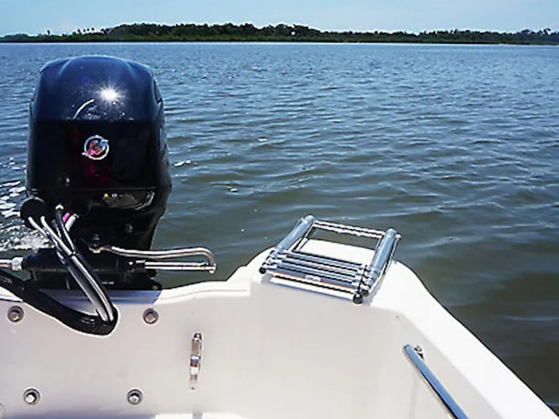 Slide: The Image of Boston Whaler 130 Super Sport 2025 - 6