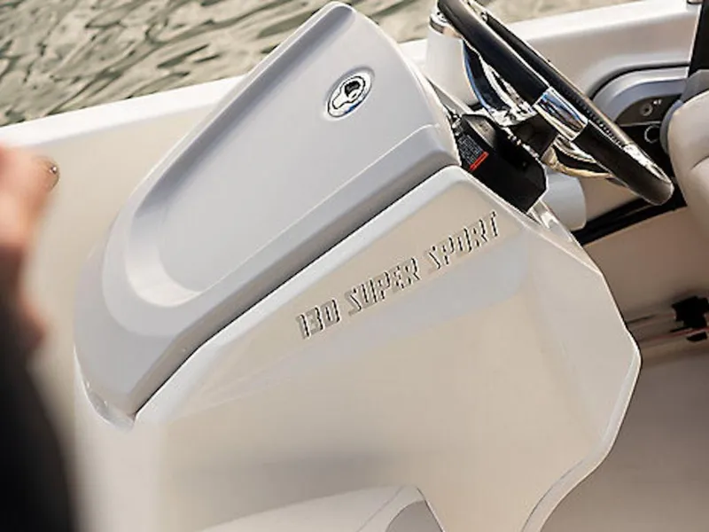Slide: The Image of Boston Whaler 130 Super Sport 2025 - 8