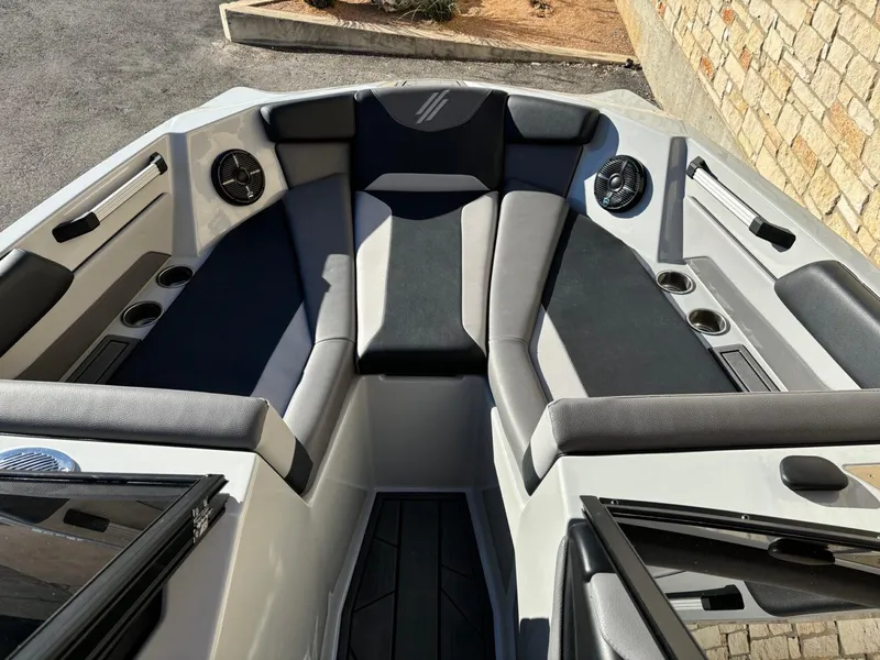 Slide: The Image of ATX 22 Type-S 2023 - 4